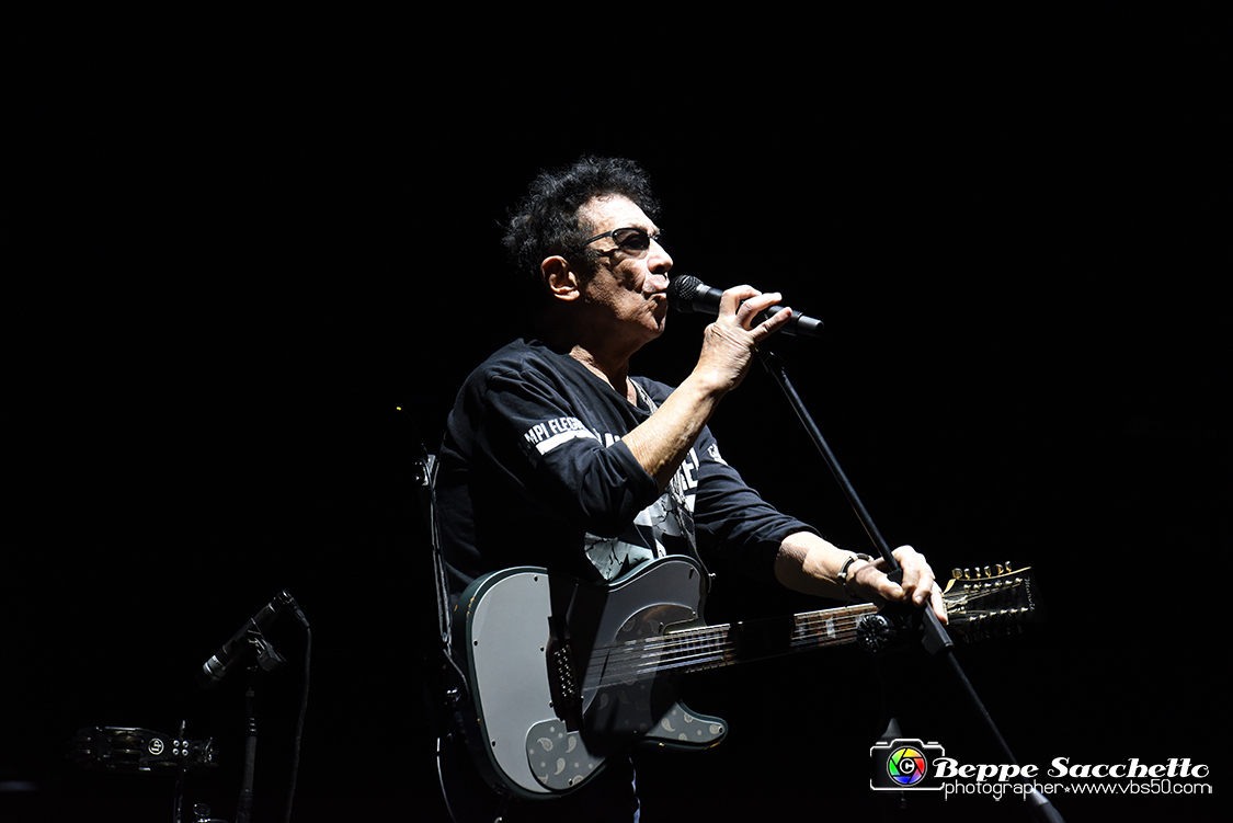 VBS_3978 - Concerto Edoardo Bennato - Peter Pan Rock 'n' Roll Tour.jpg